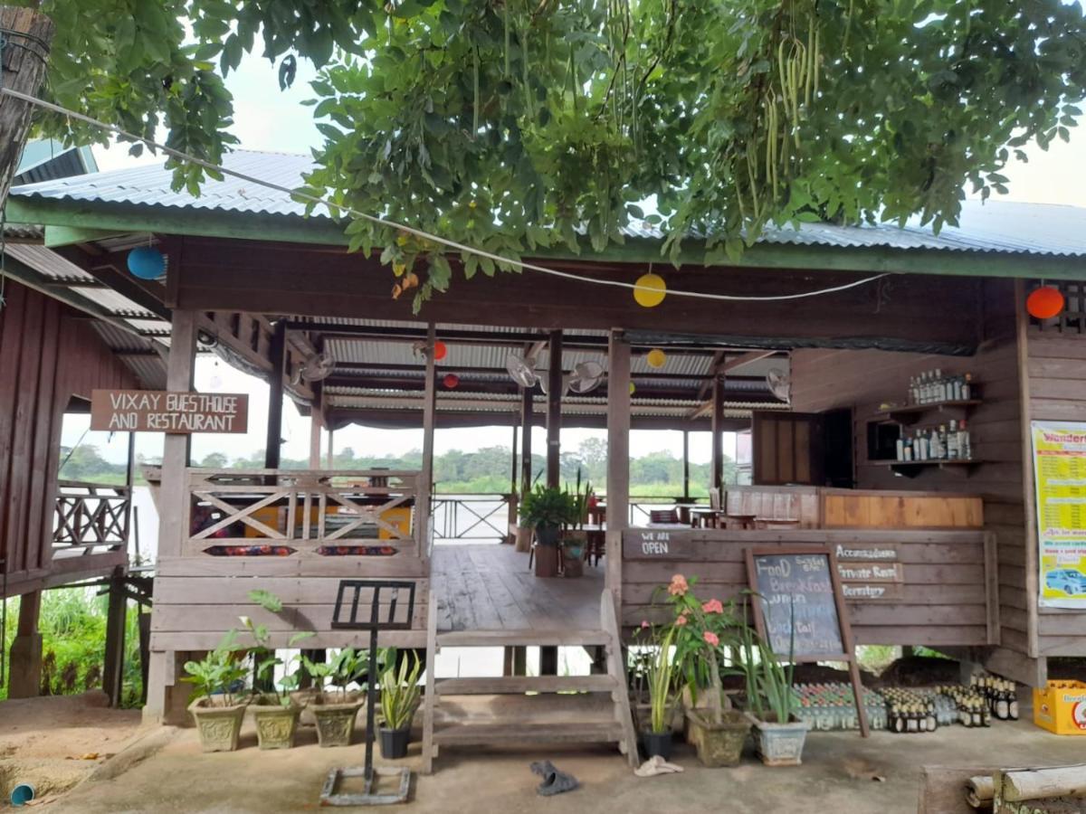 A Pousada Ta'S Dorm Dondet Ban Dondét Exterior foto