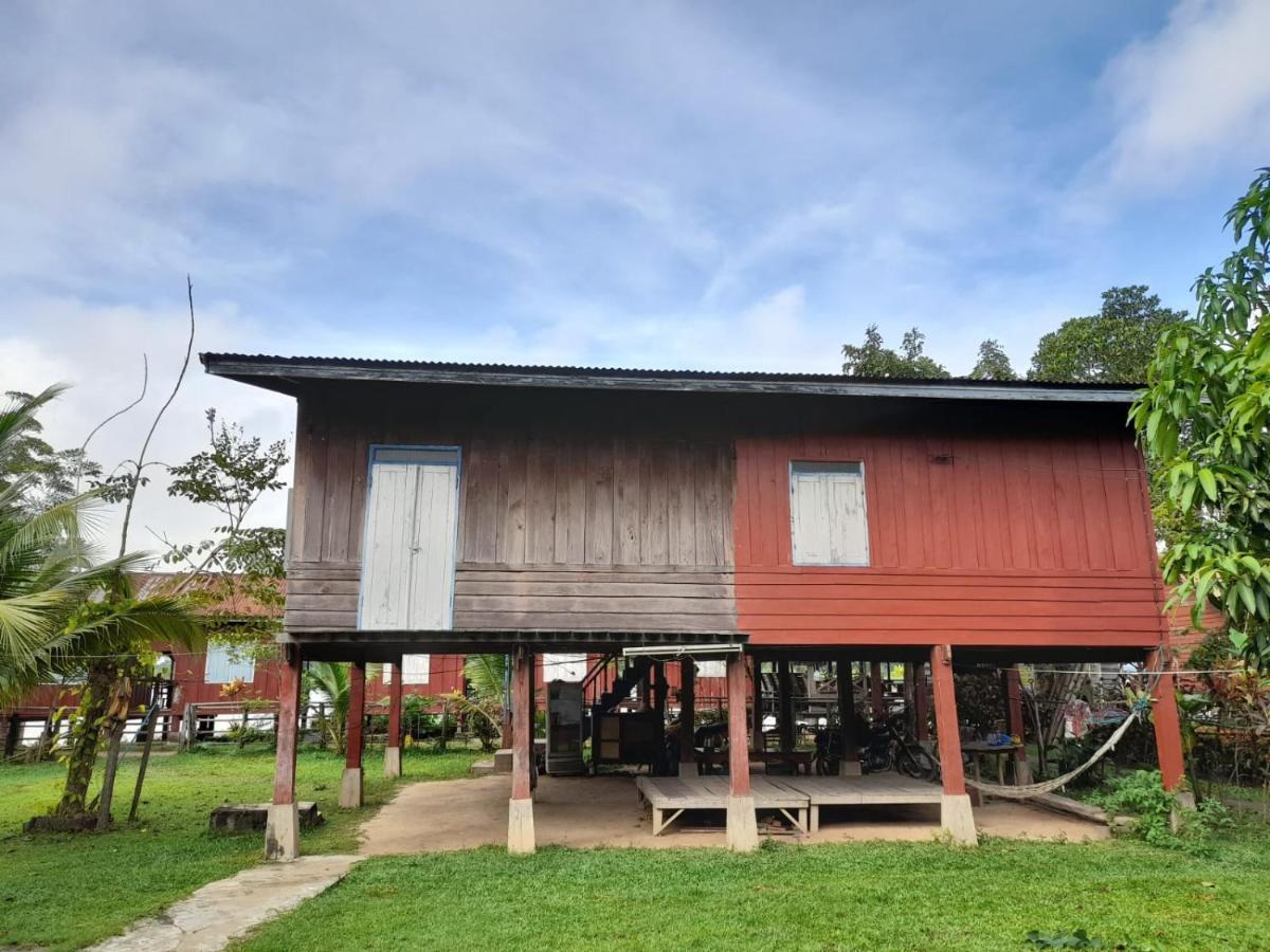 A Pousada Ta'S Dorm Dondet Ban Dondét Exterior foto